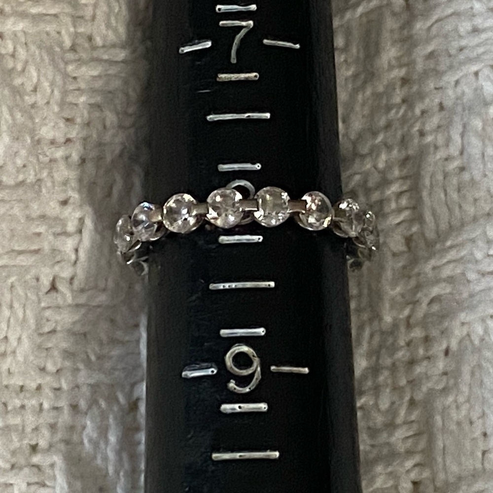 Beautiful silver eternity band, size 8